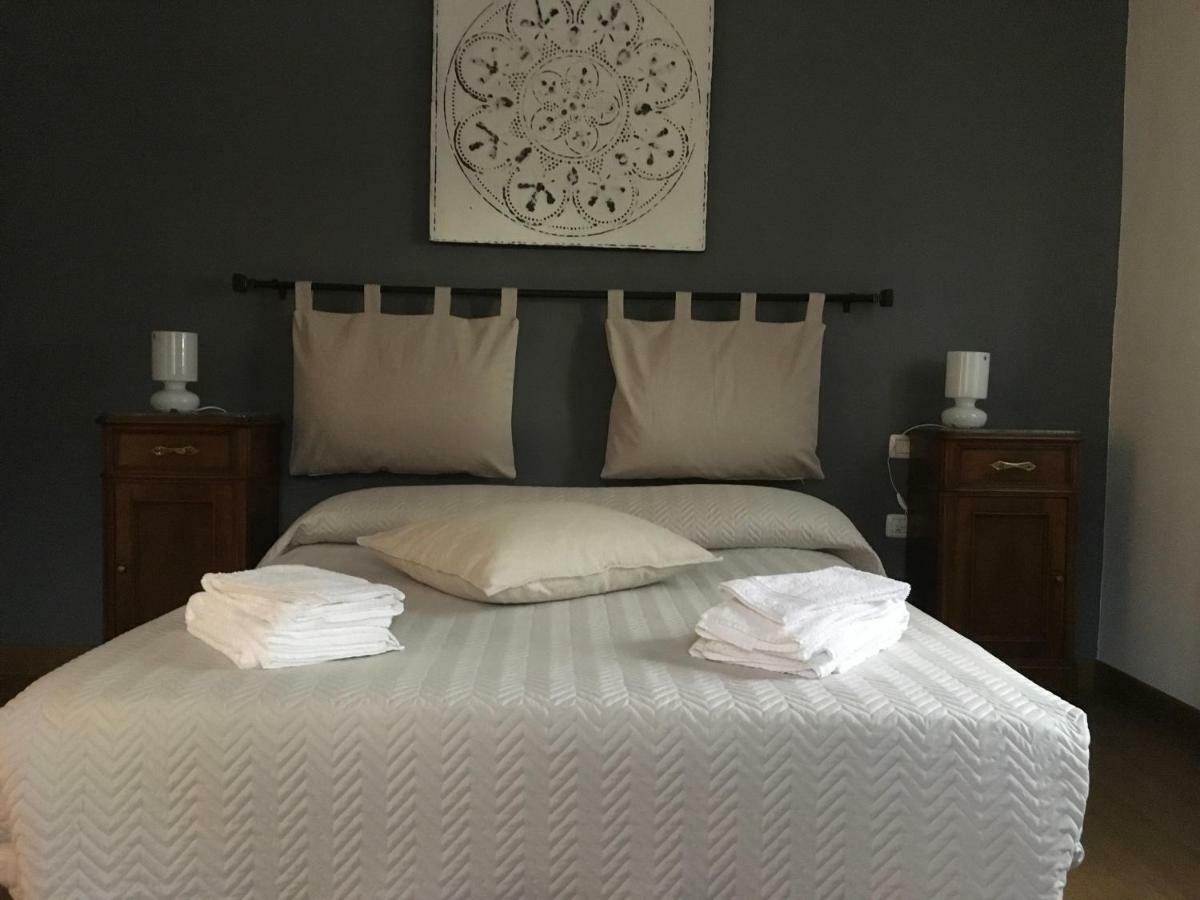 Bed and Breakfast Bb Andre' Vara Superiore Экстерьер фото